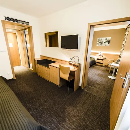 Ξενοδοχείο Archibald 4*