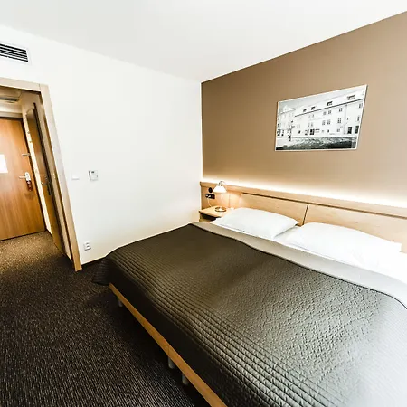 Archibald Hotel