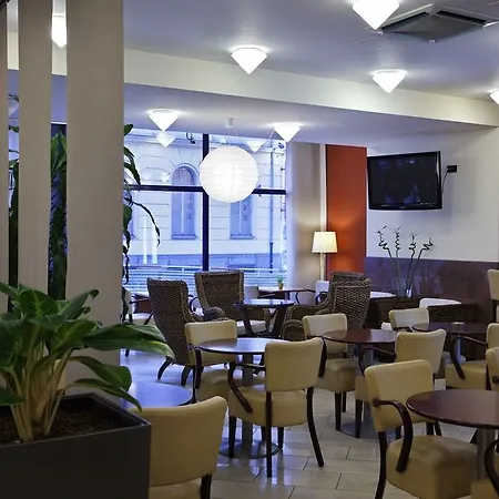 阿茨巴城市酒店