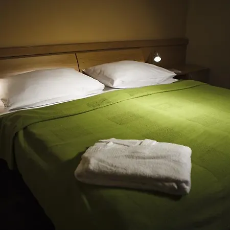 Archibald Hotel