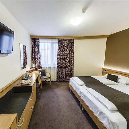Archibald Hotel 4*