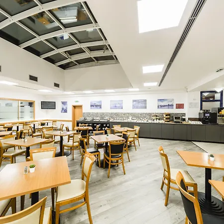 阿茨巴城市酒店 酒店 4*