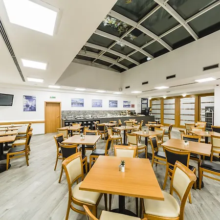 酒店 阿茨巴城市酒店 4*